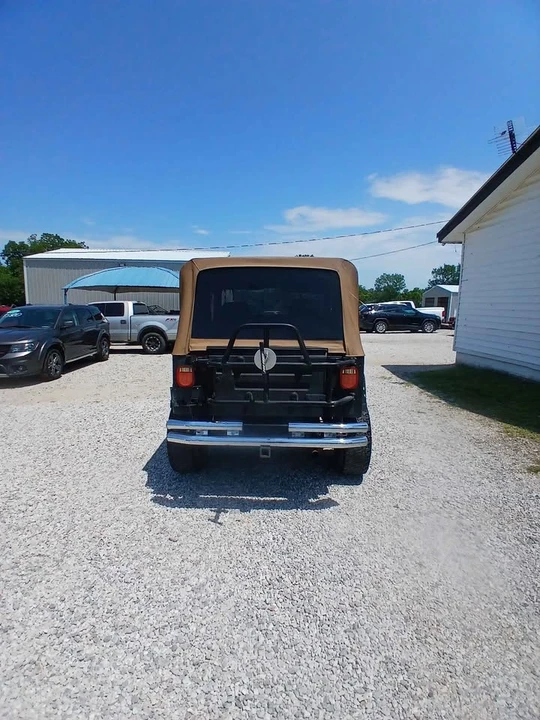 1992 Jeep YJ Wrangler - Image 3 of 11