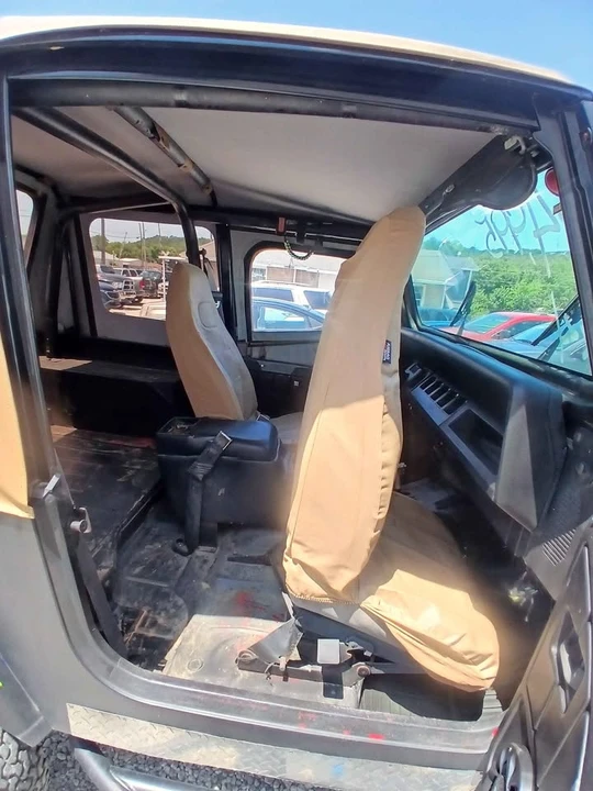 1992 Jeep YJ Wrangler - Image 10 of 11