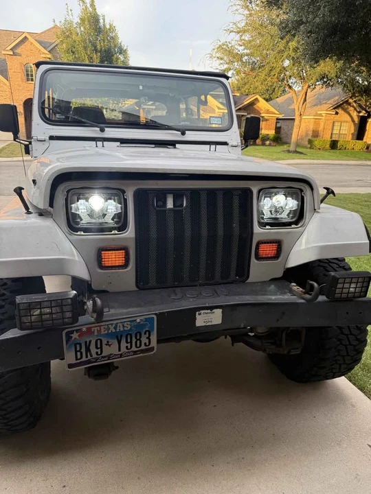 1992 Jeep YJ Wrangler - Image 6 of 8