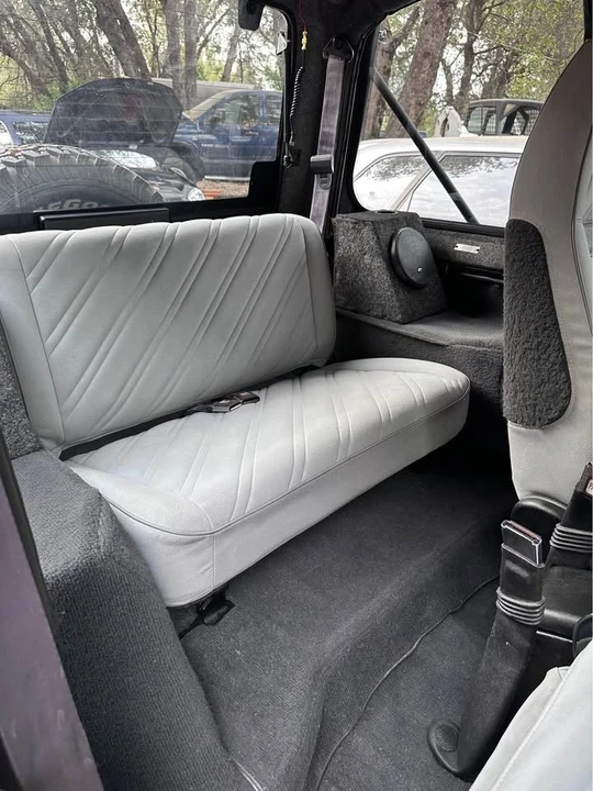 1992 Jeep YJ Wrangler - Image 15 of 20