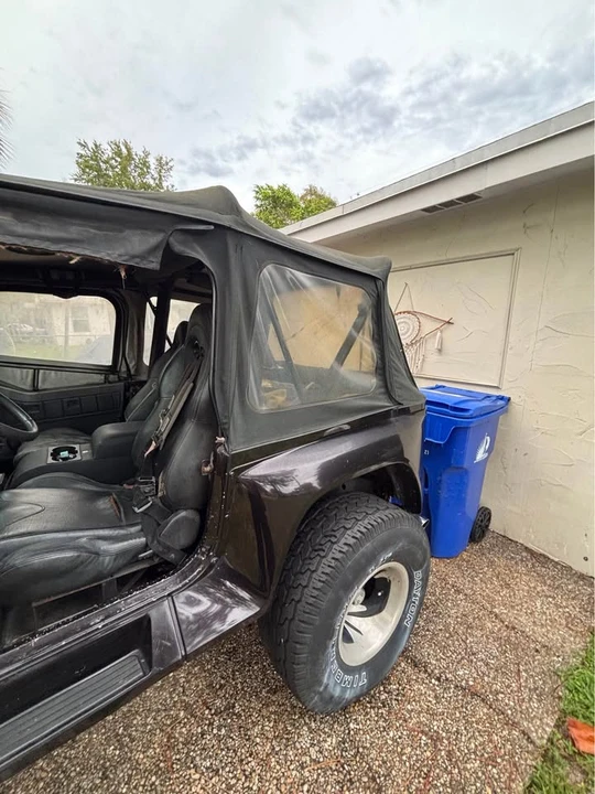 1992 Jeep YJ Wrangler - Image 6 of 11