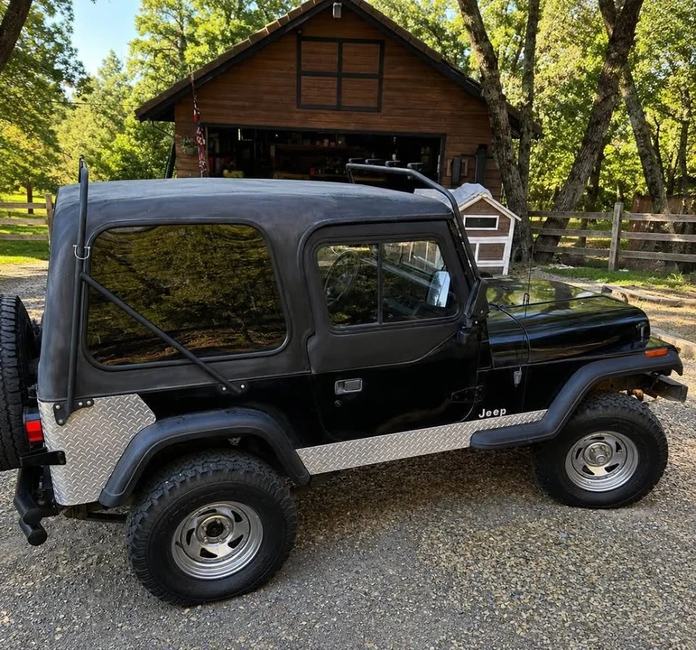 1992 Jeep YJ Wrangler - Image 11 of 20