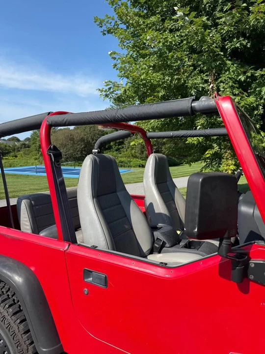 1992 Jeep YJ Wrangler - Image 13 of 15