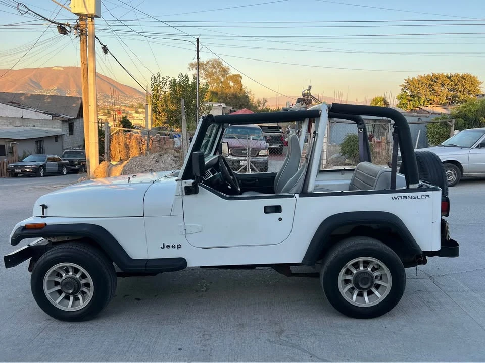 1992 Jeep YJ Wrangler - Image 6 of 16