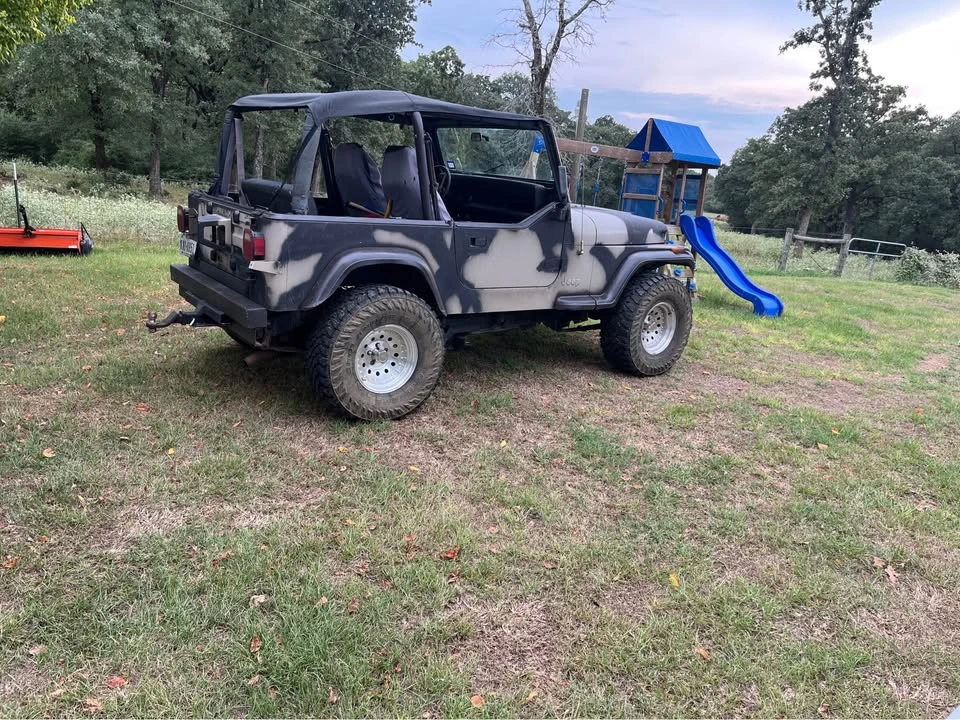 1992 Jeep YJ Wrangler - Image 6 of 6