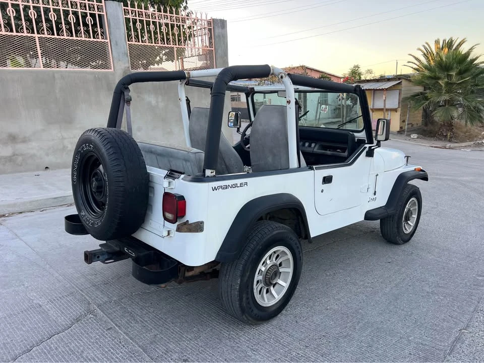 1992 Jeep YJ Wrangler - Image 4 of 16