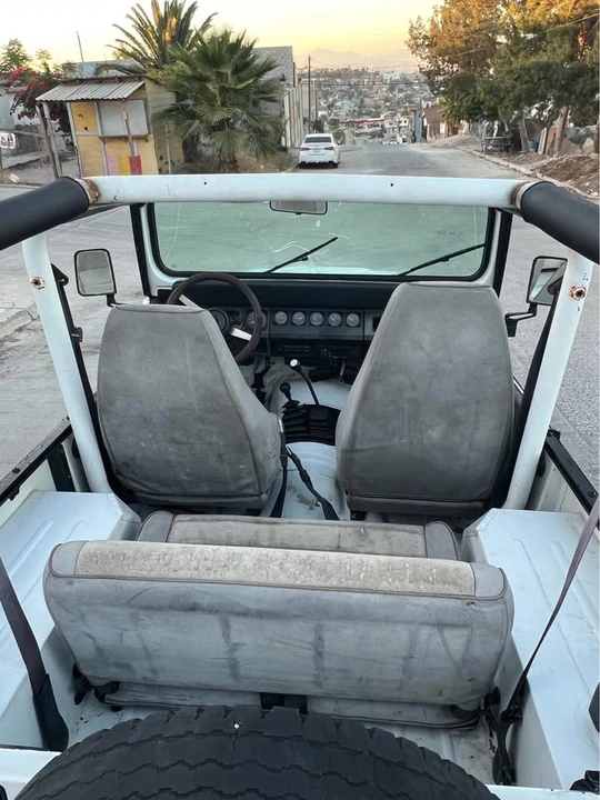 1992 Jeep YJ Wrangler - Image 13 of 16