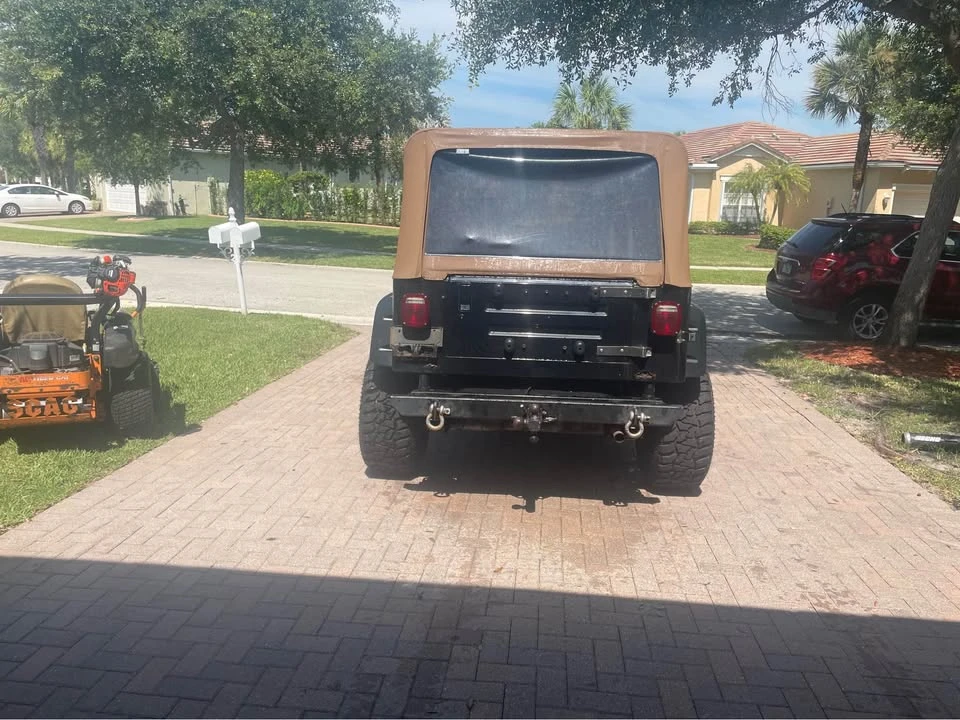 1992 Jeep YJ Wrangler - Image 3 of 4