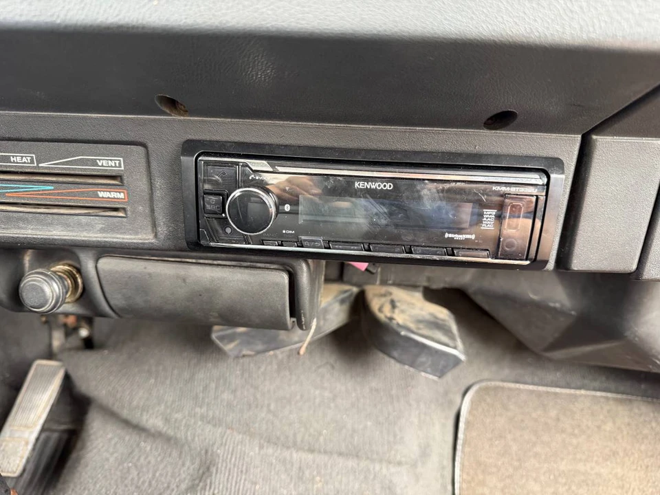 1992 Jeep Wrangler - Image 9 of 9