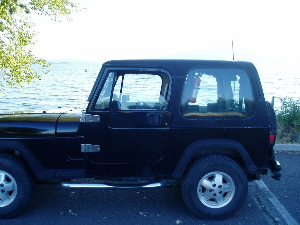 1992 Jeep YJ Wrangler - Image 11 of 11
