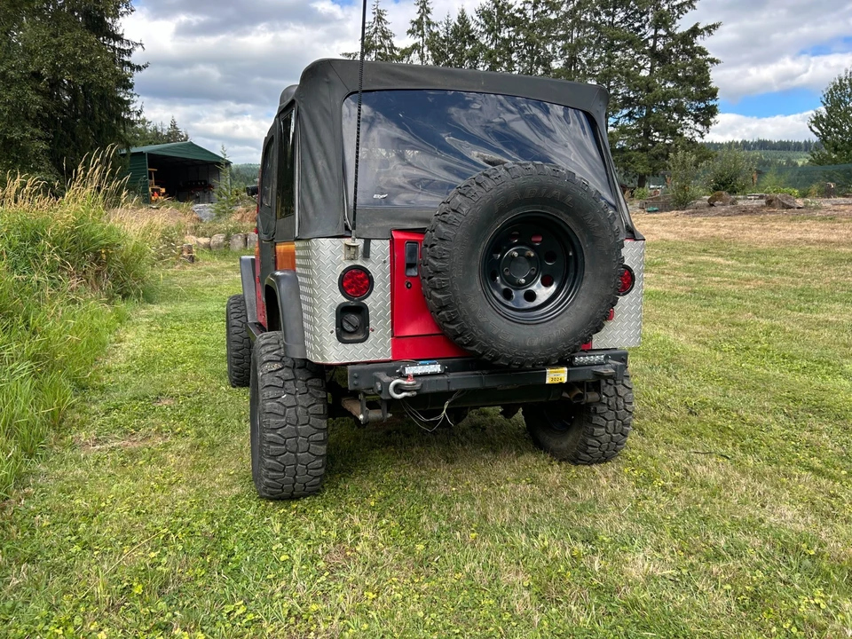 1992 Jeep YJ Wrangler - Image 3 of 10