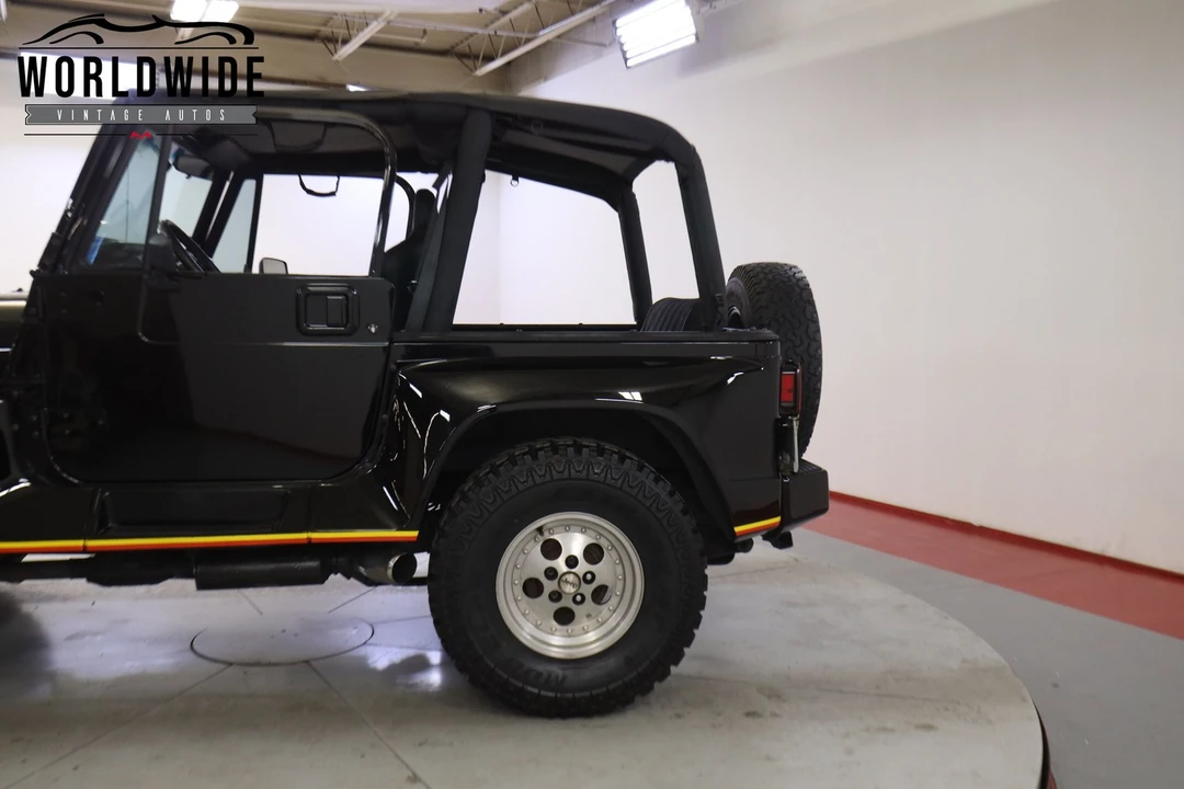 1992 Jeep YJ Wrangler - Image 10 of 12