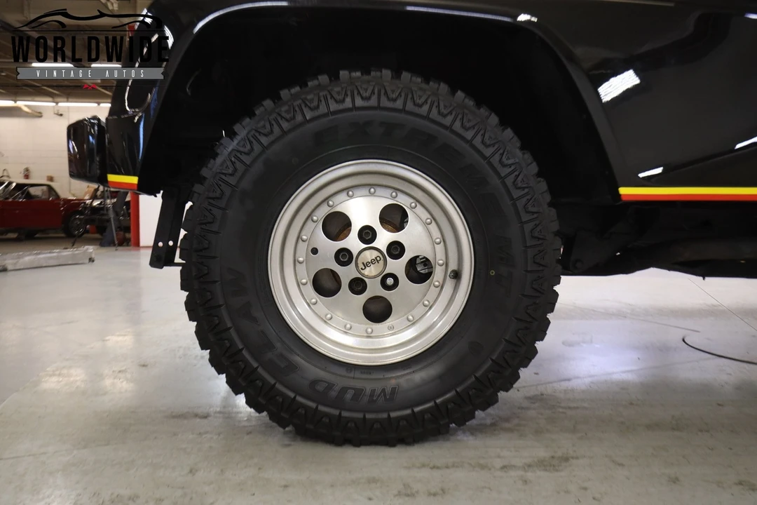 1992 Jeep YJ Wrangler - Image 12 of 12