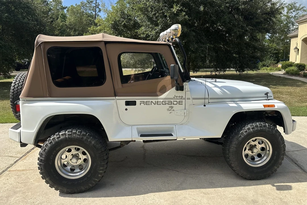 1992 Jeep YJ Wrangler - Image 9 of 31