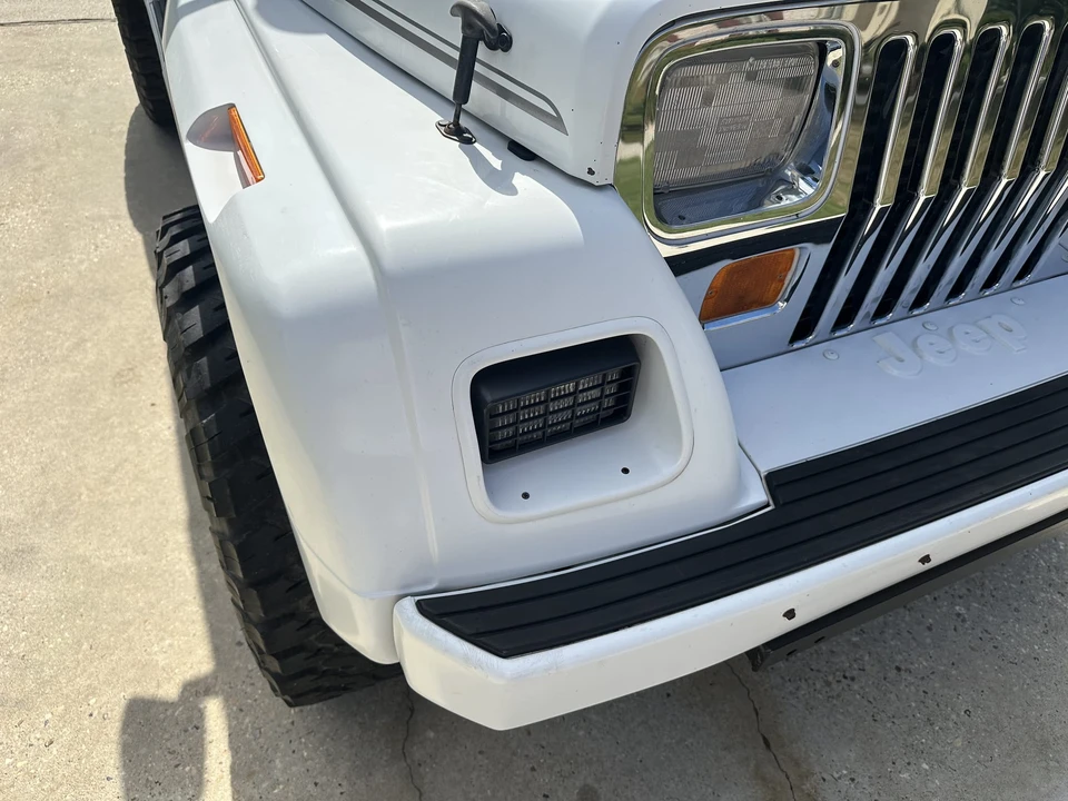 1992 Jeep YJ Wrangler - Image 30 of 31