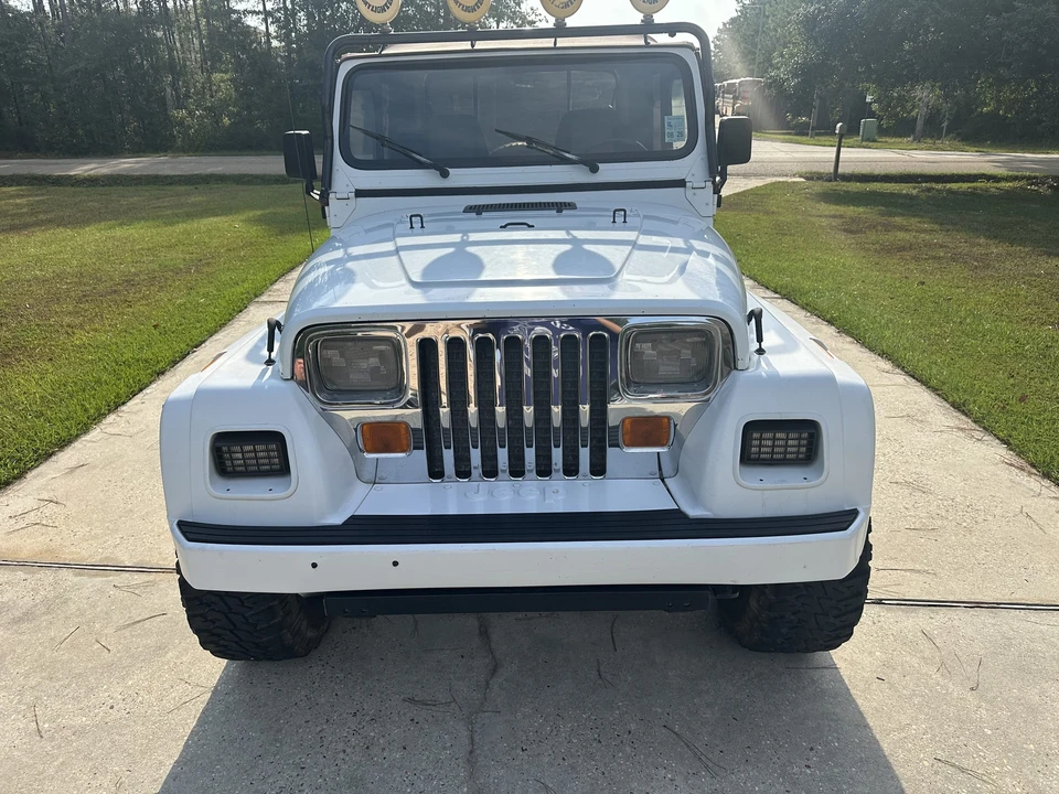 1992 Jeep YJ Wrangler - Image 6 of 31