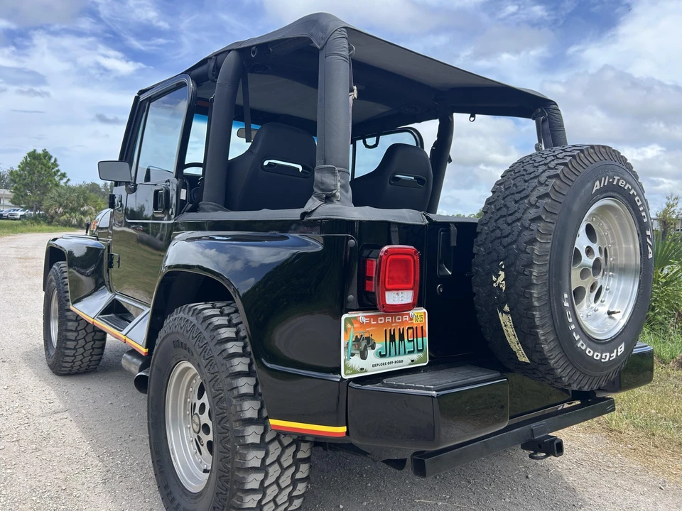 1992 Jeep YJ Wrangler - Image 10 of 31