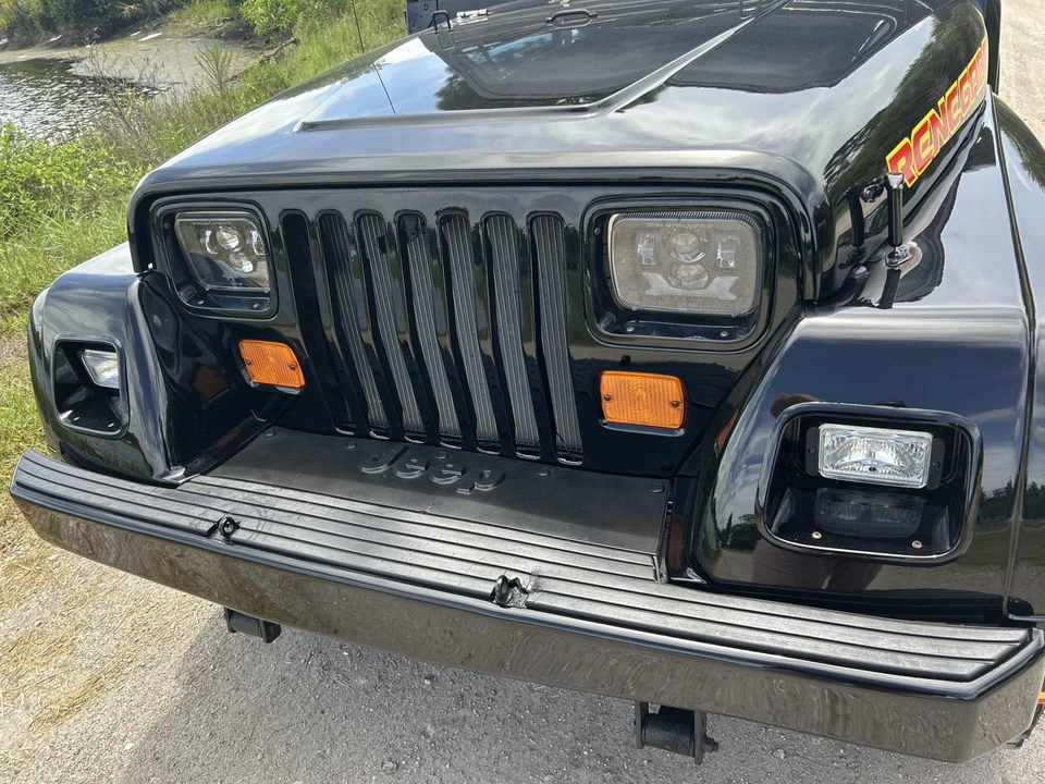 1992 Jeep YJ Wrangler - Image 25 of 31