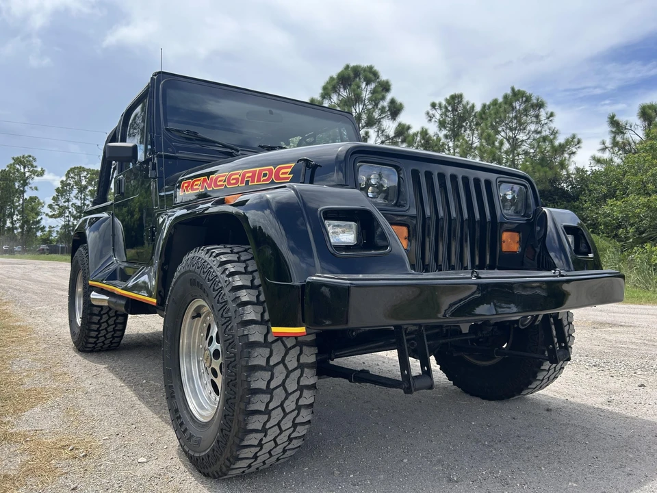 1992 Jeep YJ Wrangler - Image 21 of 31