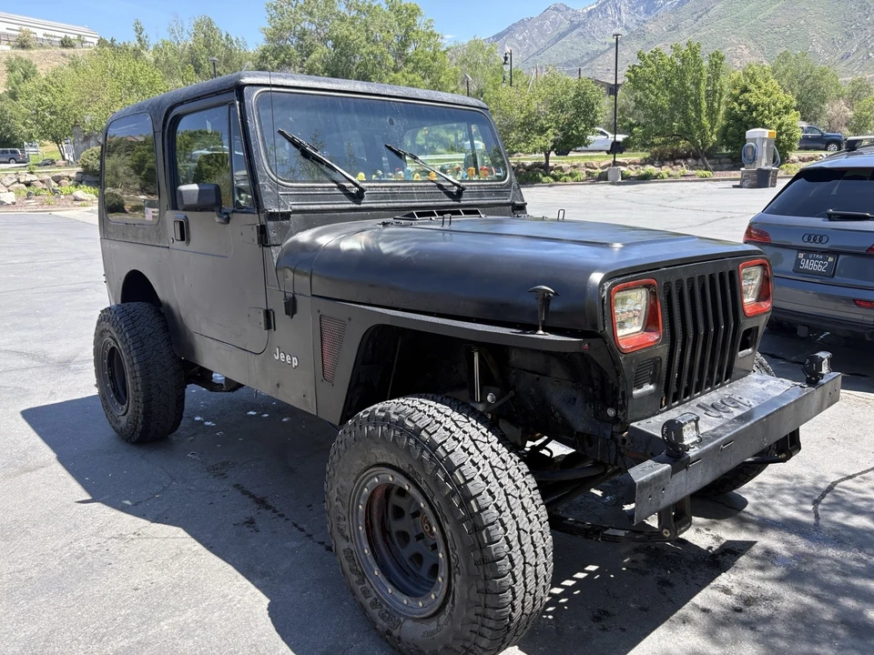 1992 Jeep YJ Wrangler - Image 8 of 20