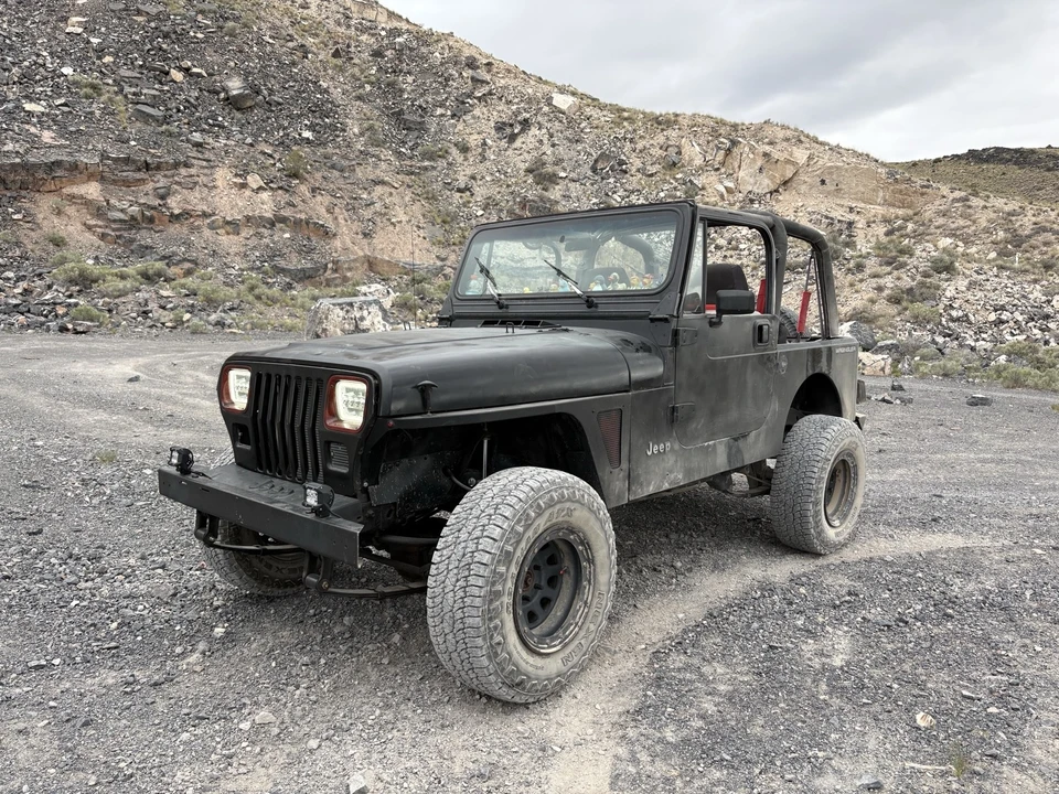 1992 Jeep YJ Wrangler - Image 2 of 20