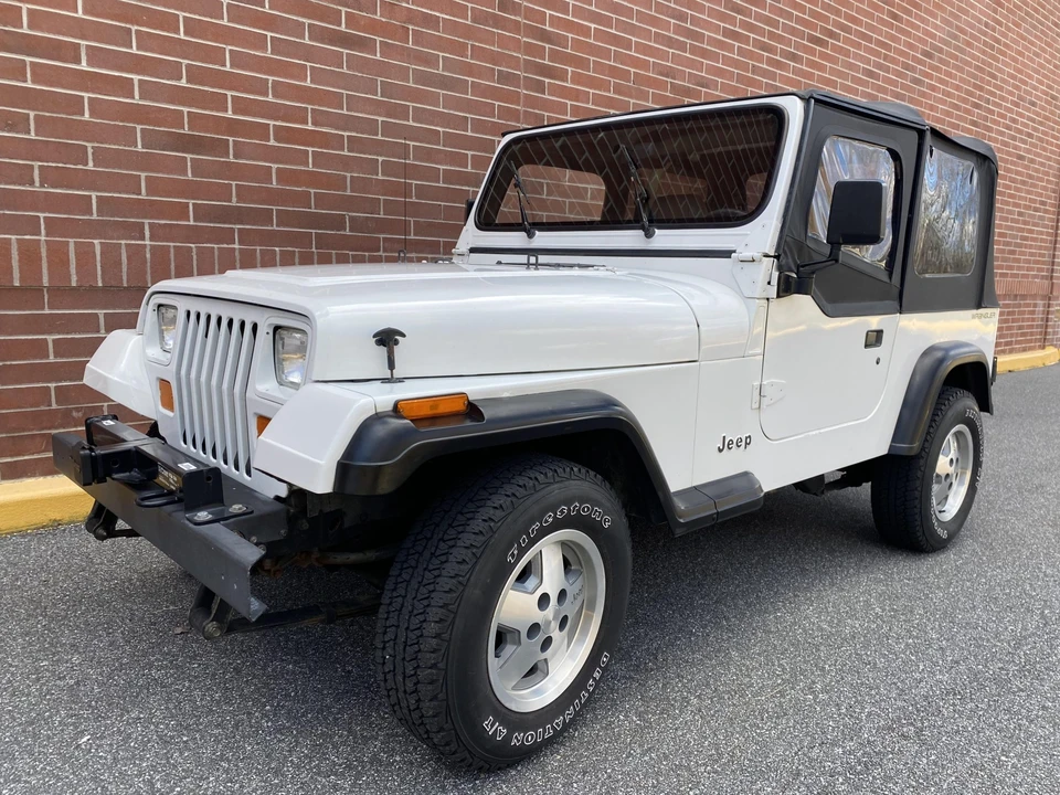 1992 Jeep YJ Wrangler - Image 2 of 31