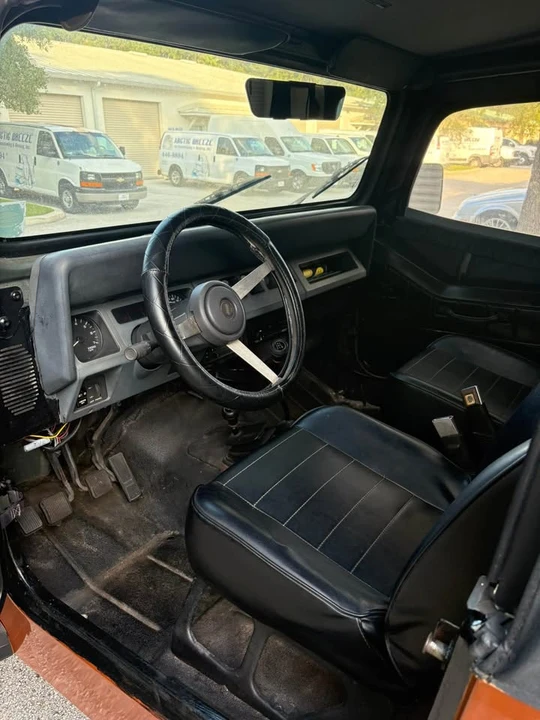 1992 Jeep YJ Wrangler - Image 5 of 6