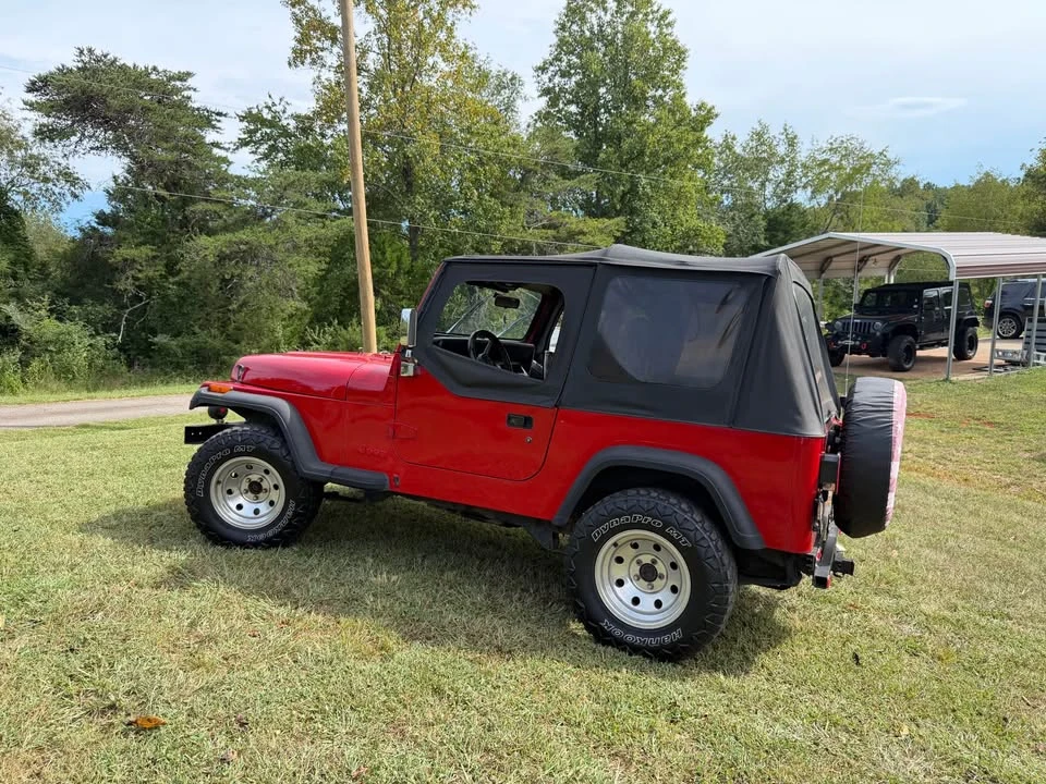 1992 Jeep YJ Wrangler - Image 3 of 18