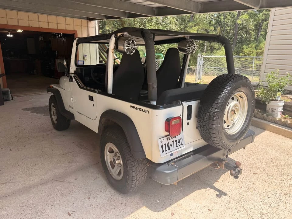 1992 Jeep YJ Wrangler - Image 7 of 13