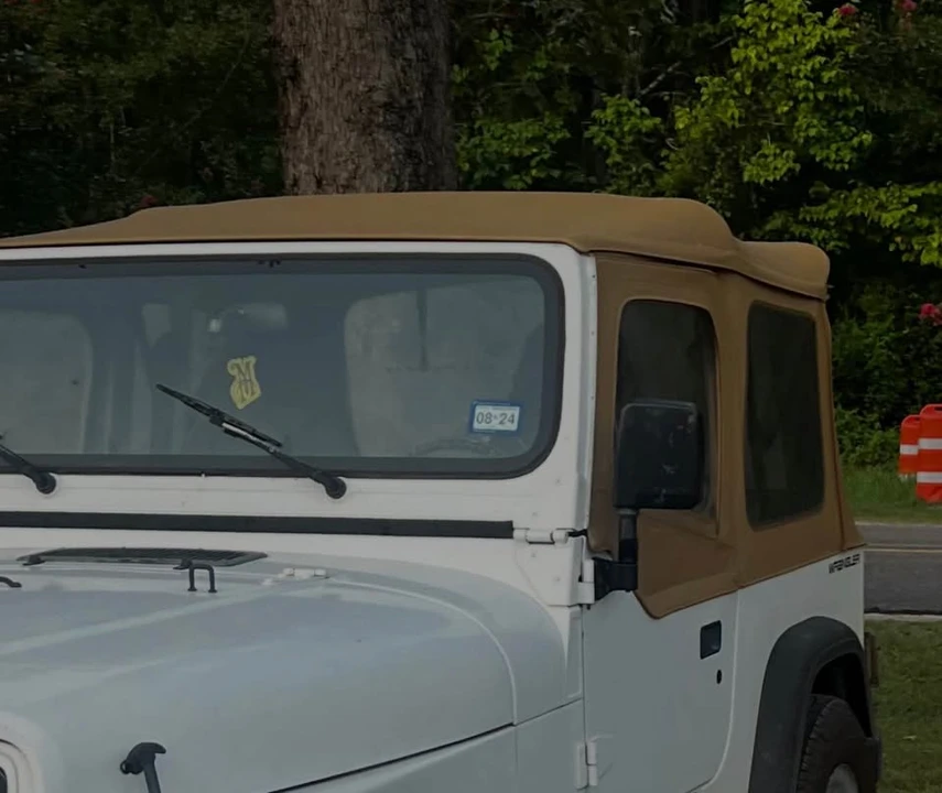 1992 Jeep YJ Wrangler - Image 9 of 13