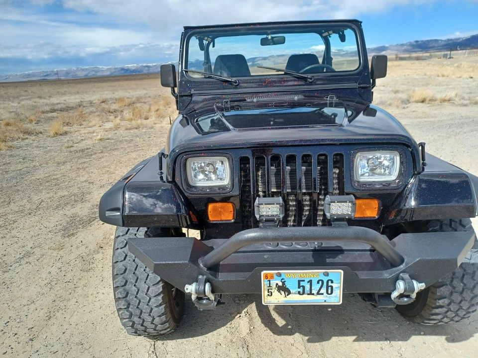 1992 Jeep YJ Wrangler - Image 19 of 31