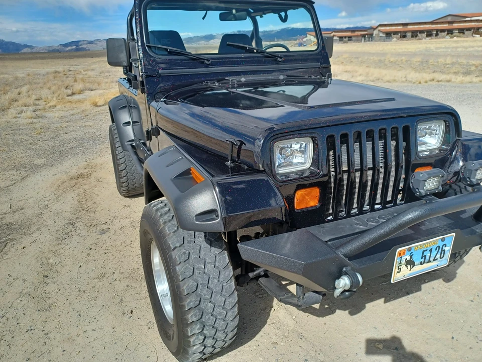 1992 Jeep YJ Wrangler - Image 20 of 31