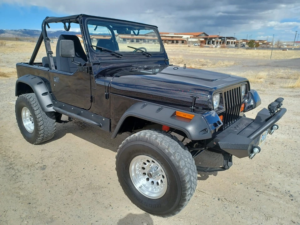 1992 Jeep YJ Wrangler - Image 6 of 31