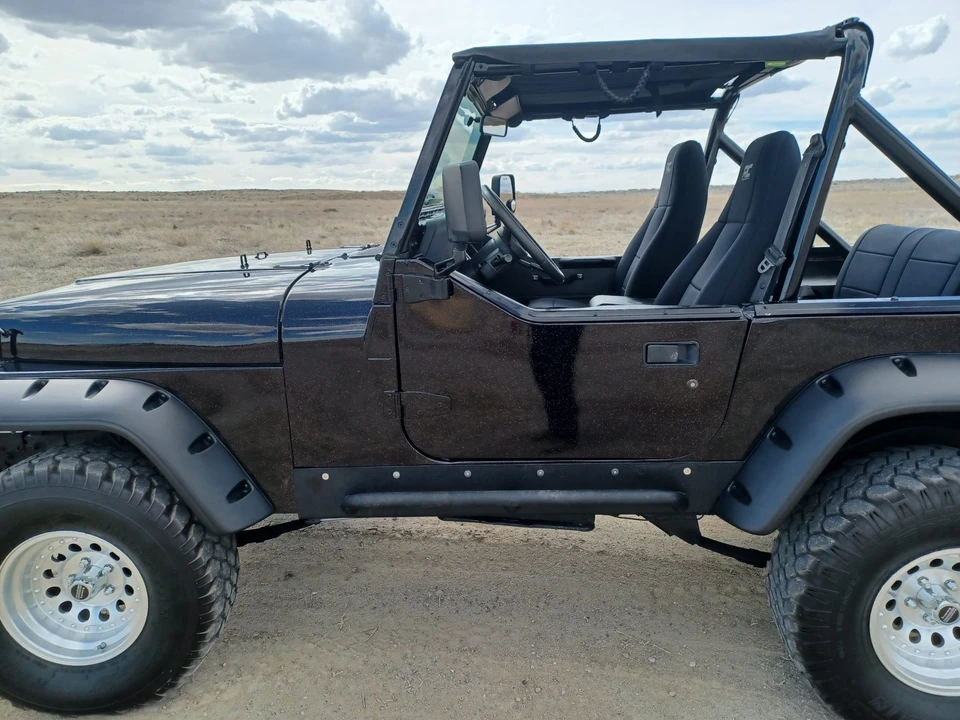 1992 Jeep YJ Wrangler - Image 16 of 31