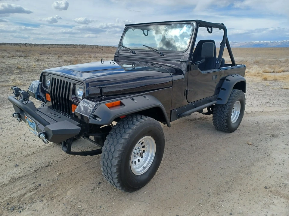 1992 Jeep YJ Wrangler - Image 4 of 31