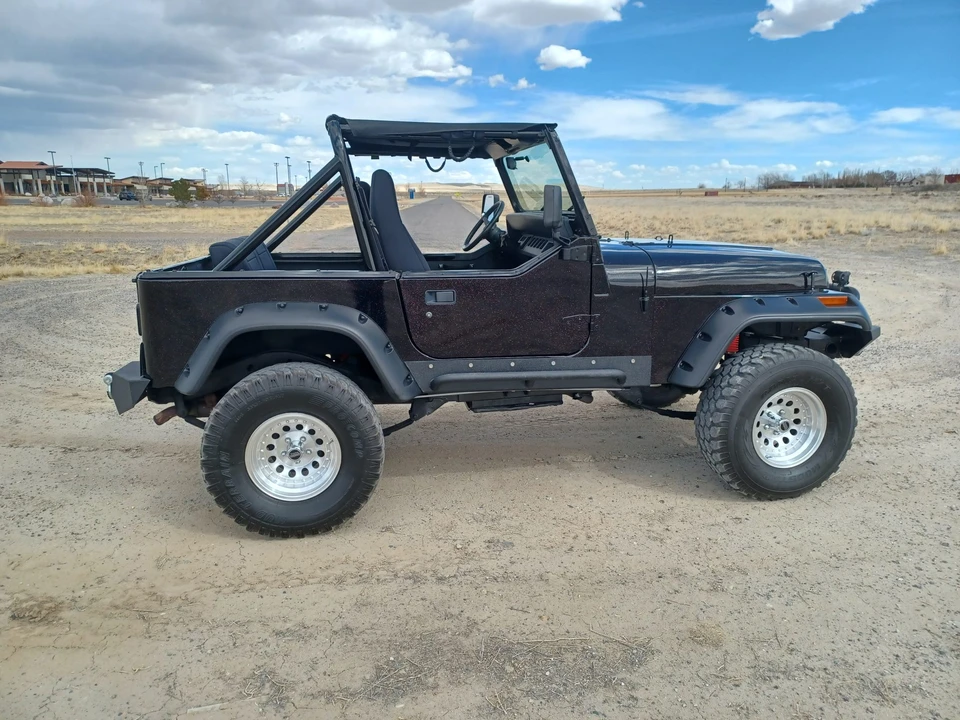 1992 Jeep YJ Wrangler - Image 8 of 31