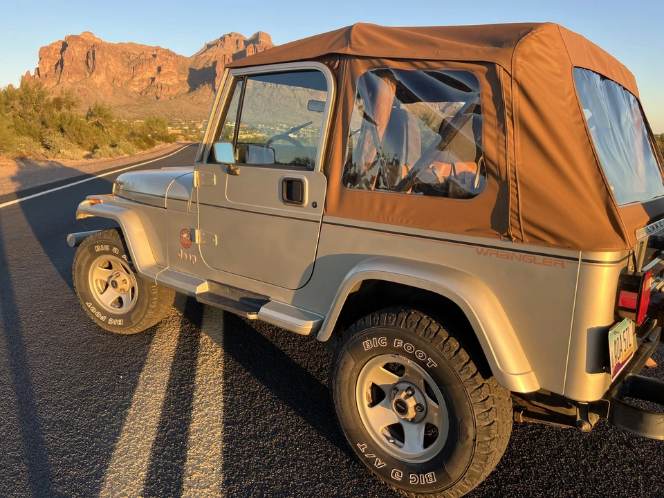 1992 Jeep YJ Wrangler - Image 27 of 31