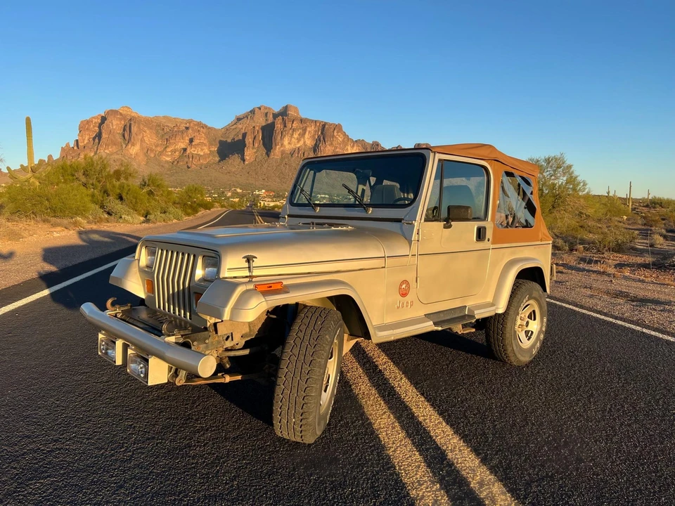 1992 Jeep YJ Wrangler - Image 7 of 31