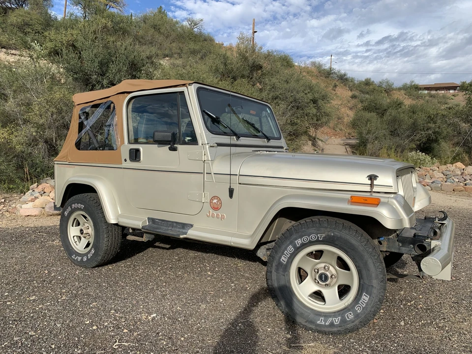 1992 Jeep YJ Wrangler - Image 2 of 31