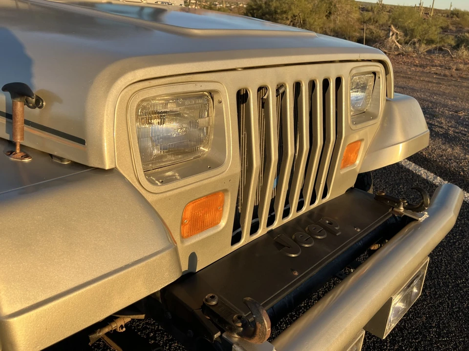 1992 Jeep YJ Wrangler - Image 23 of 31