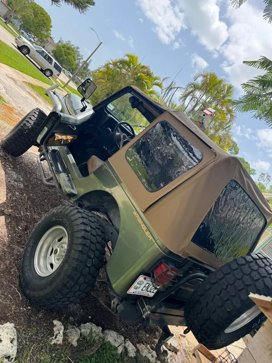 1992 Jeep YJ Wrangler - Image 7 of 14