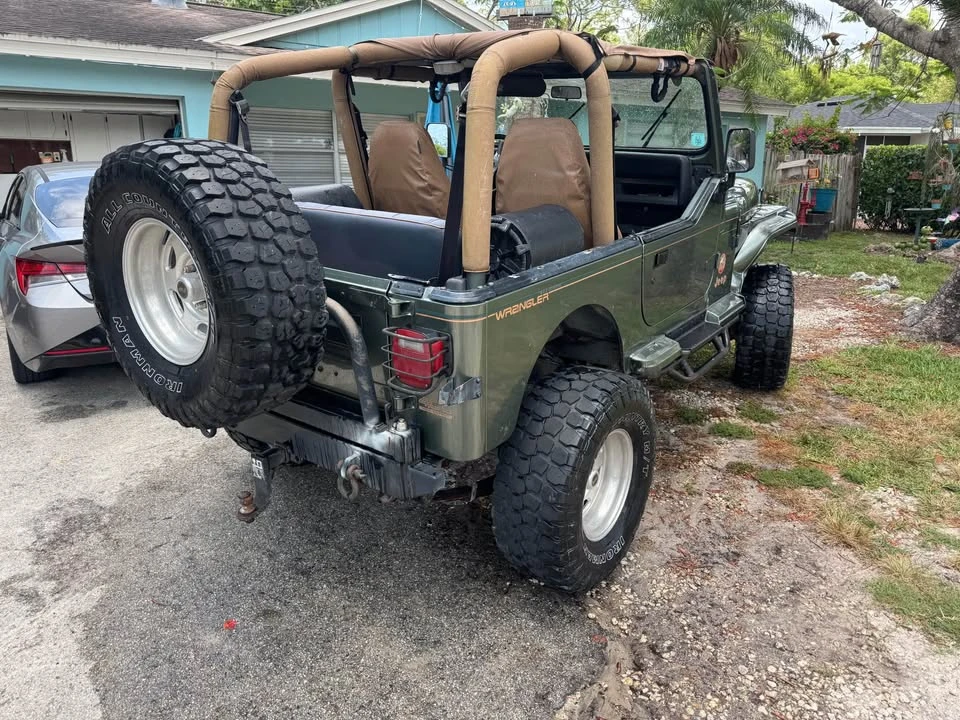 1992 Jeep YJ Wrangler - Image 11 of 14