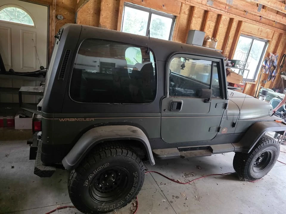 1992 Jeep YJ Wrangler - Image 6 of 15