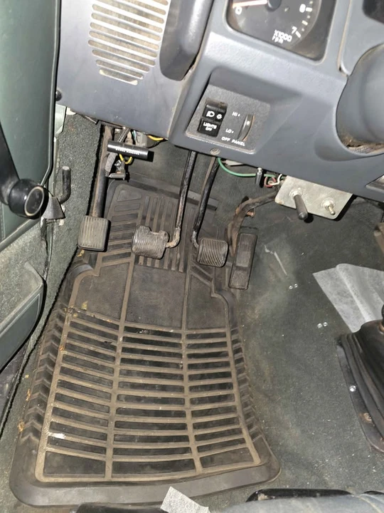 1992 Jeep YJ Wrangler - Image 14 of 15