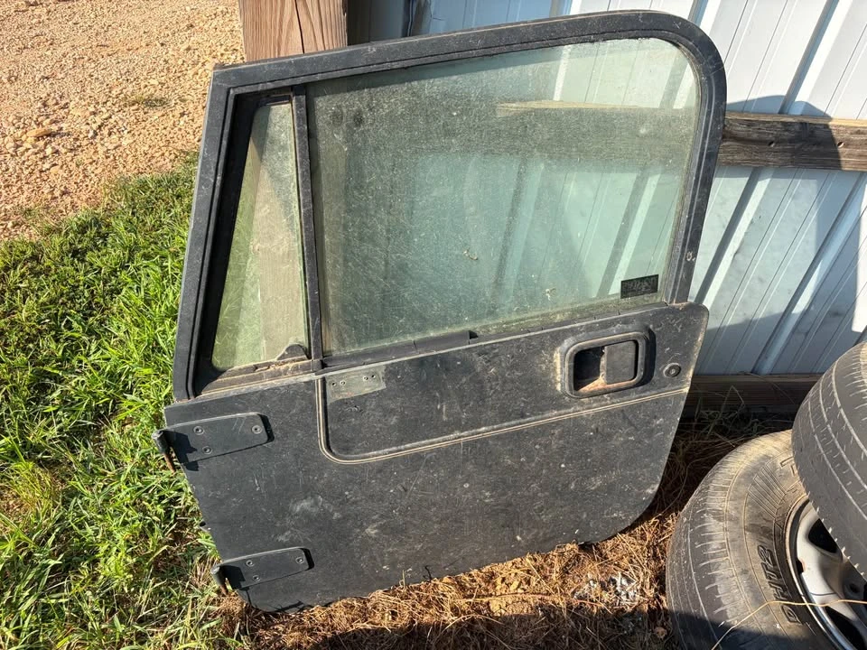 1992 Jeep YJ Wrangler - Image 10 of 18