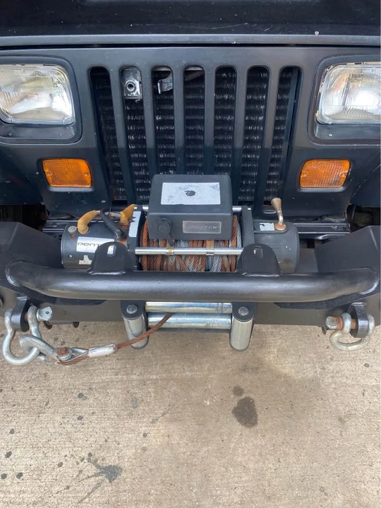 1992 Jeep YJ Wrangler - Image 8 of 10