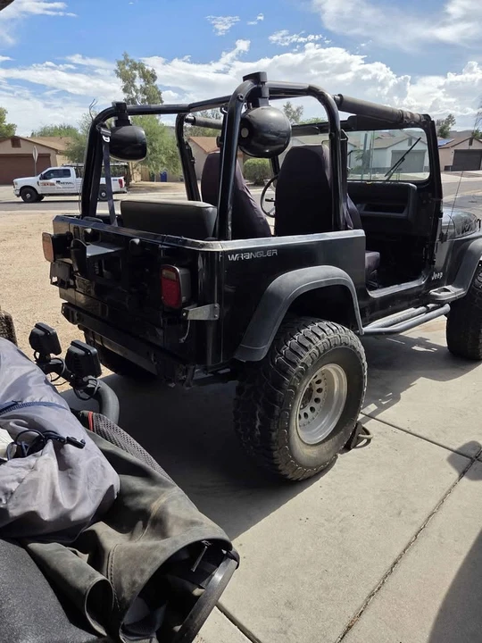 1992 Jeep YJ Wrangler - Image 3 of 3