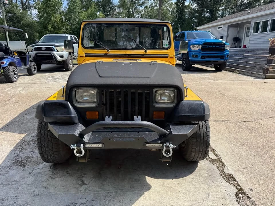 1992 Jeep YJ Wrangler - Image 4 of 11
