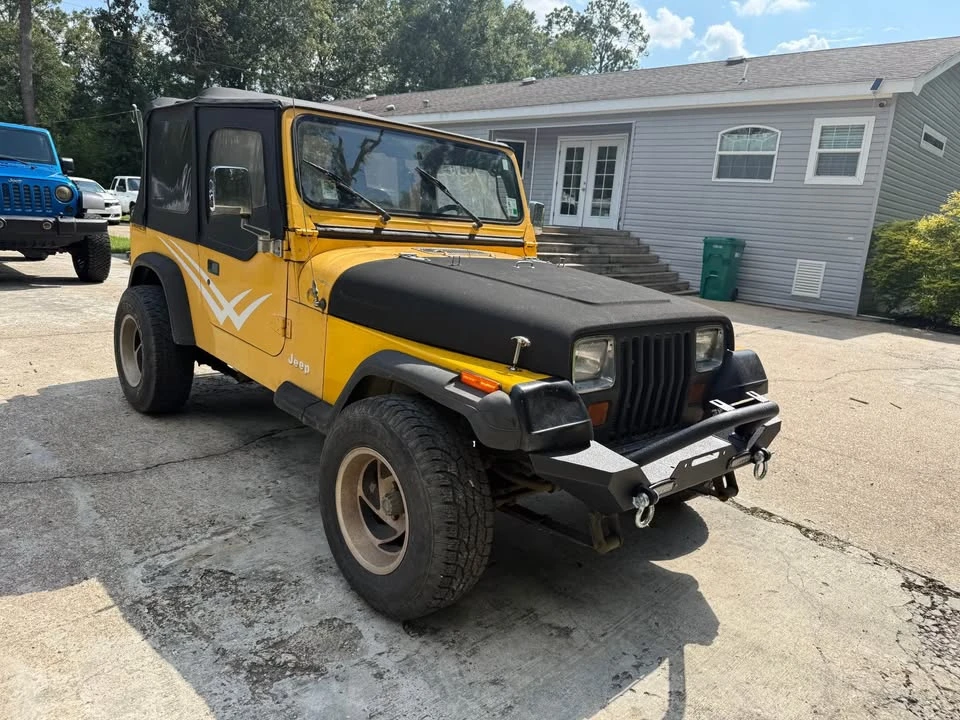 1992 Jeep YJ Wrangler - Image 5 of 11