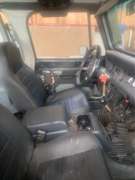 1992 Jeep YJ Wrangler - Image 10 of 12